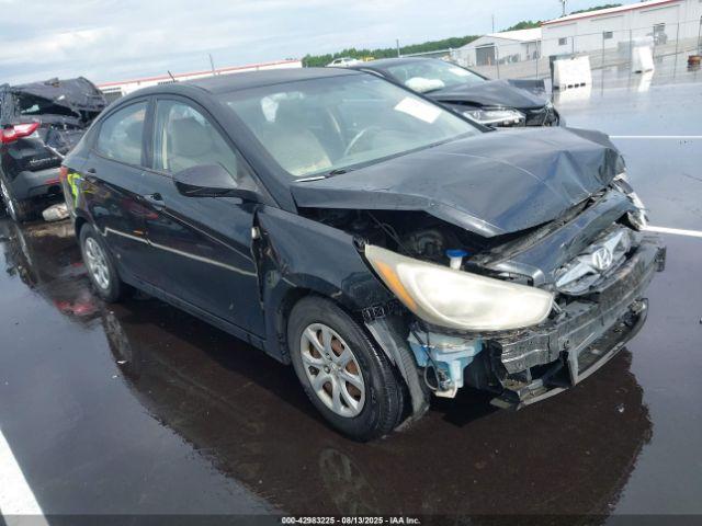  Salvage Hyundai ACCENT