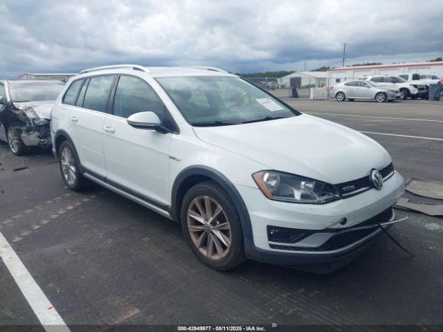  Salvage Volkswagen Golf