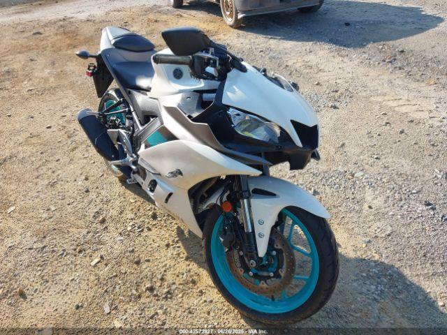  Salvage Yamaha Yzfr3