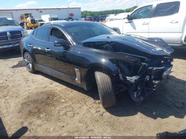  Salvage Kia Stinger