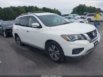  Salvage Nissan Pathfinder