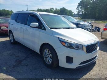  Salvage Kia Sedona