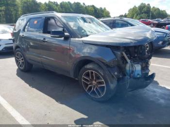  Salvage Ford Explorer