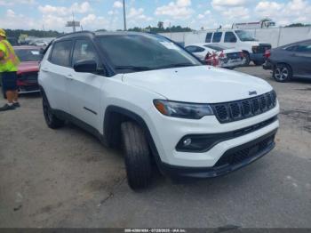  Salvage Jeep Compass