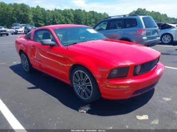  Salvage Ford Mustang