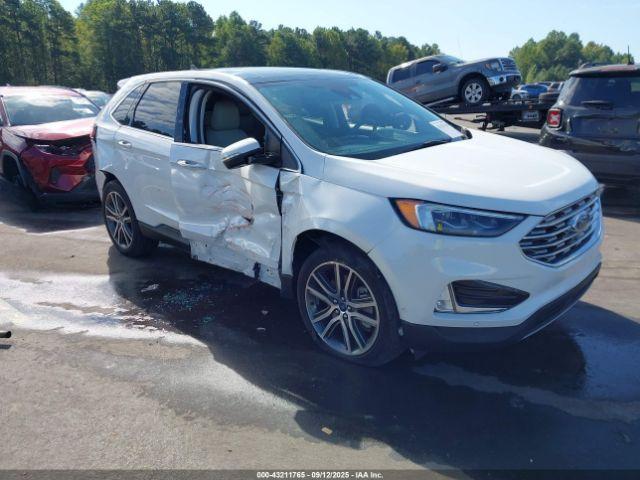  Salvage Ford Edge