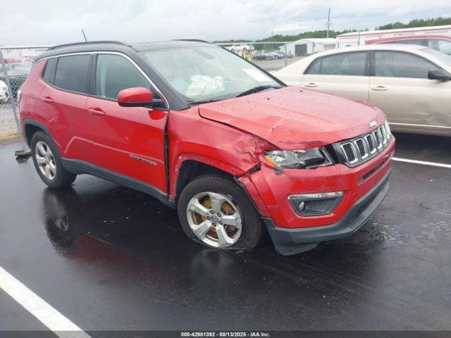  Salvage Jeep Compass