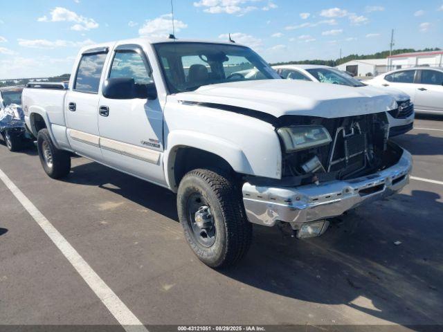  Salvage Chevrolet Silverado 2500