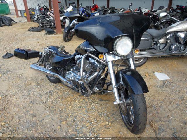  Salvage Harley-Davidson Flhx
