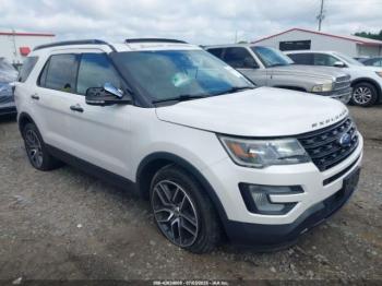  Salvage Ford Explorer
