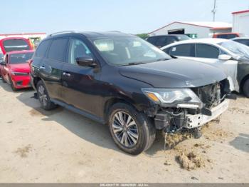  Salvage Nissan Pathfinder
