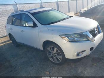  Salvage Nissan Pathfinder