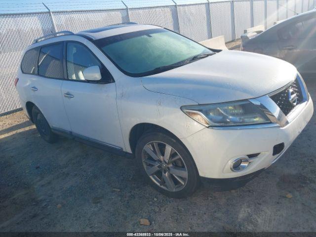  Salvage Nissan Pathfinder