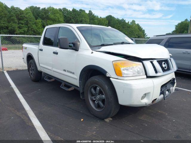  Salvage Nissan Titan