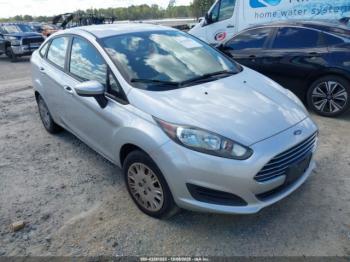  Salvage Ford Fiesta