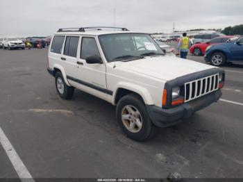  Salvage Jeep Cherokee