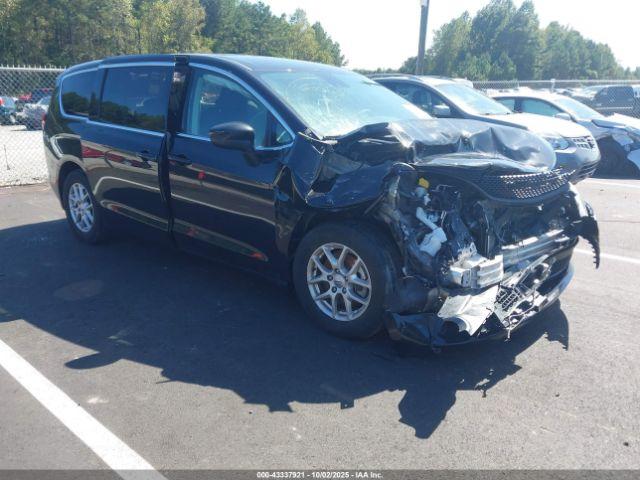  Salvage Chrysler Voyager