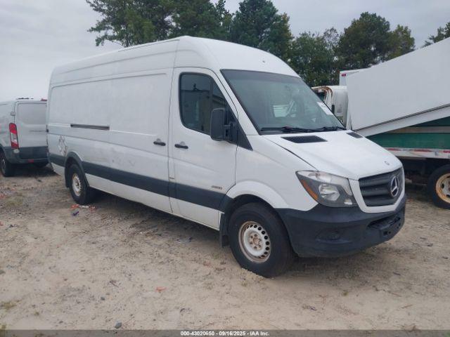  Salvage Mercedes-Benz Sprinter 2500