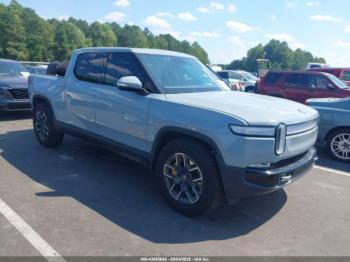  Salvage Rivian R1T