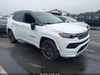  Salvage Jeep Compass