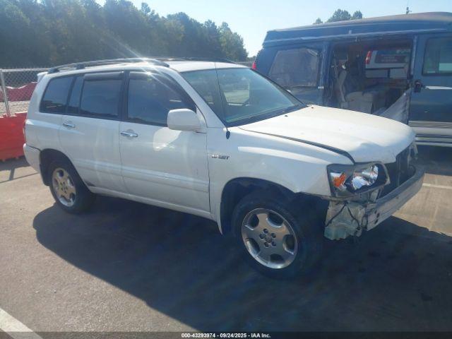  Salvage Toyota Highlander