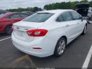 Chevrolet Cruze Premier Auto Image 2