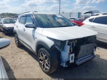  Salvage Kia Seltos