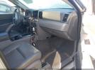 Jeep Grand Cherokee Laredo Image 2