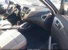 Hyundai VELOSTER Image 5