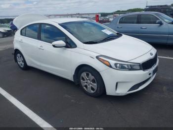  Salvage Kia Forte