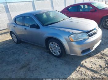  Salvage Dodge Avenger