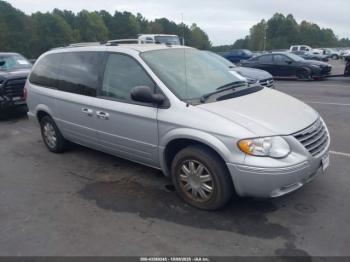  Salvage Chrysler Town & Country