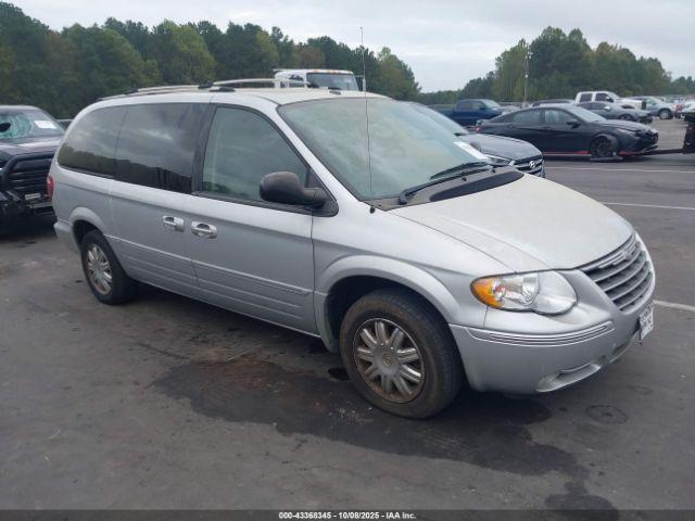  Salvage Chrysler Town & Country