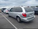Chrysler Town & Country Limited Image 16