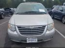 Chrysler Town & Country Limited Image 7