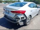 Hyundai ELANTRA Limited Image 19