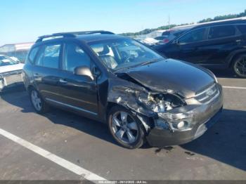  Salvage Kia Rondo