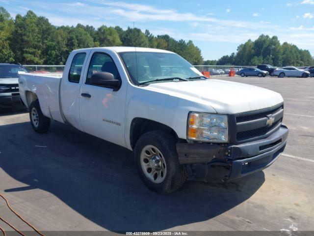  Salvage Chevrolet Silverado 1500