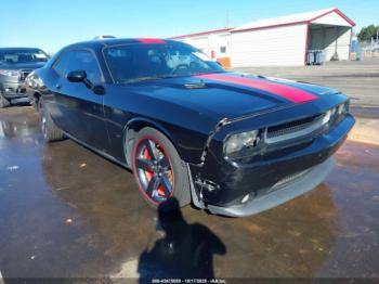  Salvage Dodge Challenger