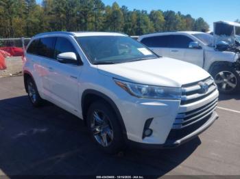  Salvage Toyota Highlander