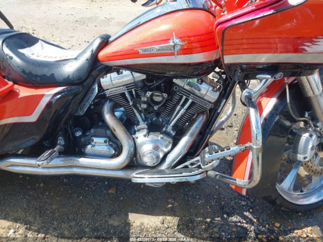 Harley-Davidson Fltrse3 Image 13