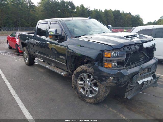  Salvage Chevrolet Silverado 2500