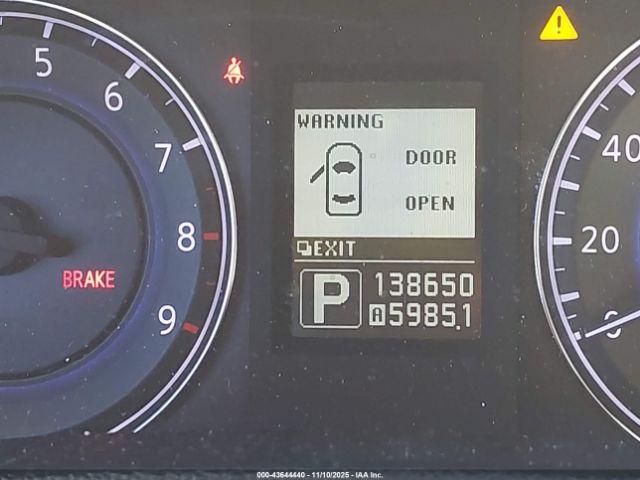 INFINITI G37 Journey Image 14