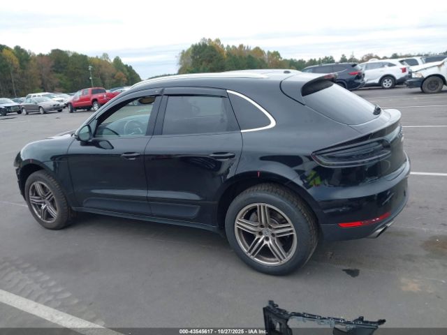 Porsche Macan S Image 14