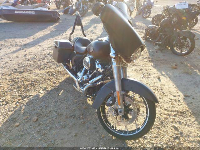  Salvage Harley-Davidson Flhxs