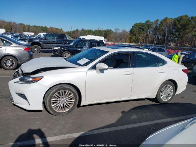 Lexus Es Image 18