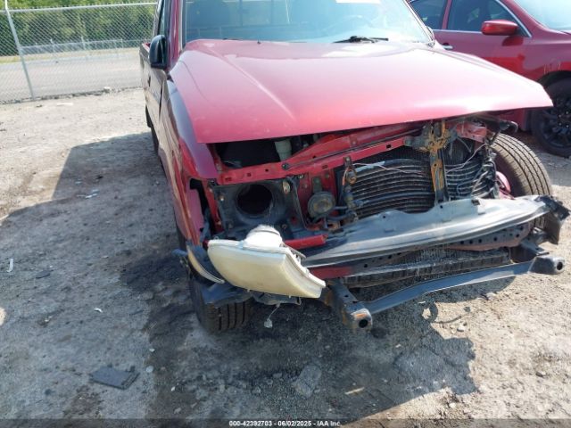 Toyota Tacoma Image 16