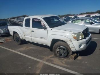 Salvage Toyota Tacoma