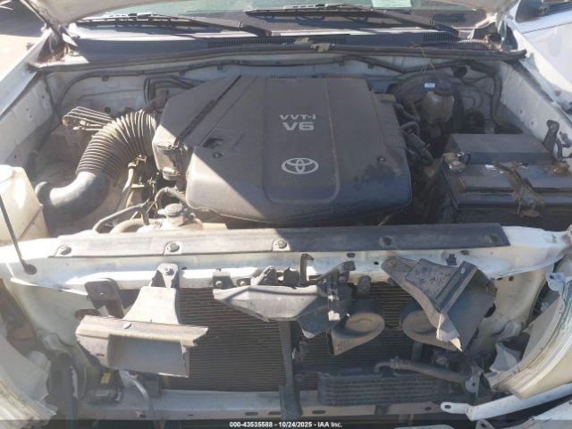Toyota Tacoma Base V6 Image 6