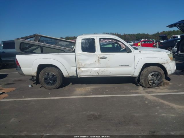 Toyota Tacoma Base V6 Image 8